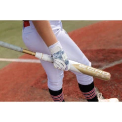 Marucci Echo DMND Connect (-11) MFPECD11 Fastpitch Softball Bat -Passion Baseball marucci echodmndconnect lifestyle 02 60793.1663218228